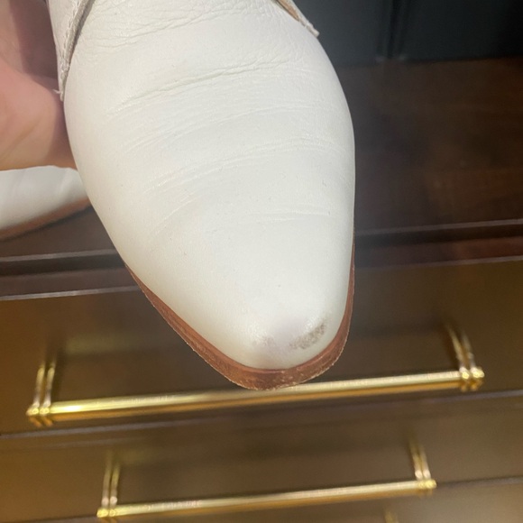 Frye Shoes - Picture 4 of 7